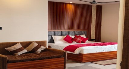 Sunny Pines Resort Room Type - Family Suite AC