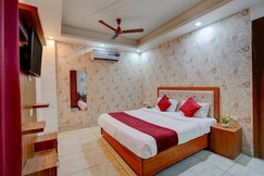 Rooms of Collection O Narsi Vihar Park Mathura Formerly Ummed Palace