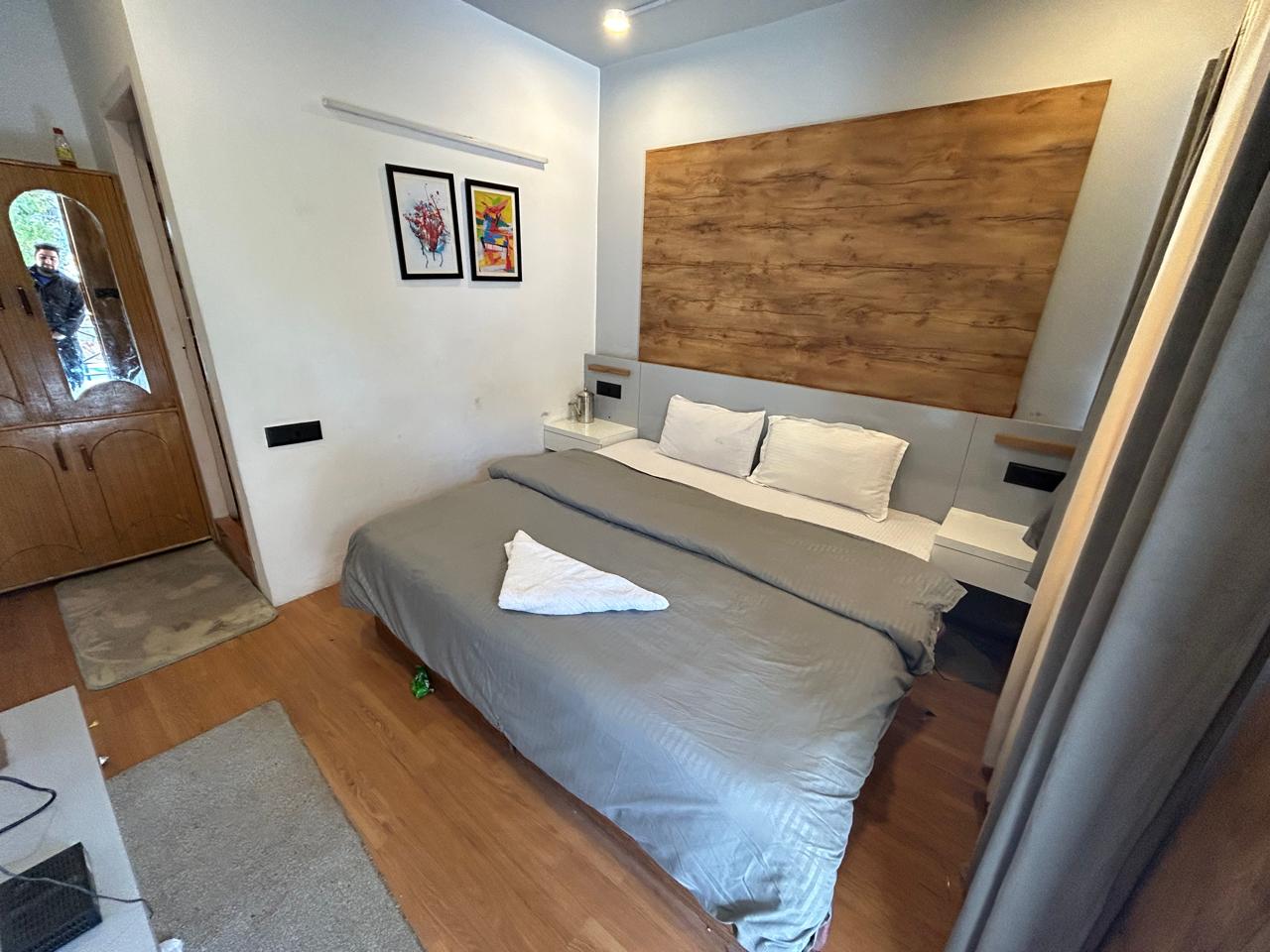 SUKHDEV HOMESTAY - Tap to explore photos