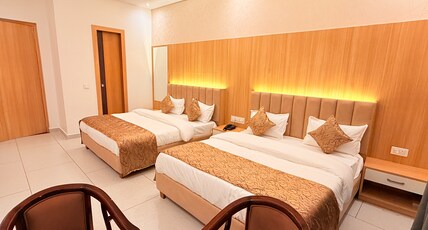 Aaravya Hotels & Banquets Room Type - Family Suite Room (Fits 5 Adults and 2 Child)