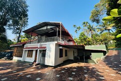 Rooms in a Homestay by Wayalvaaram