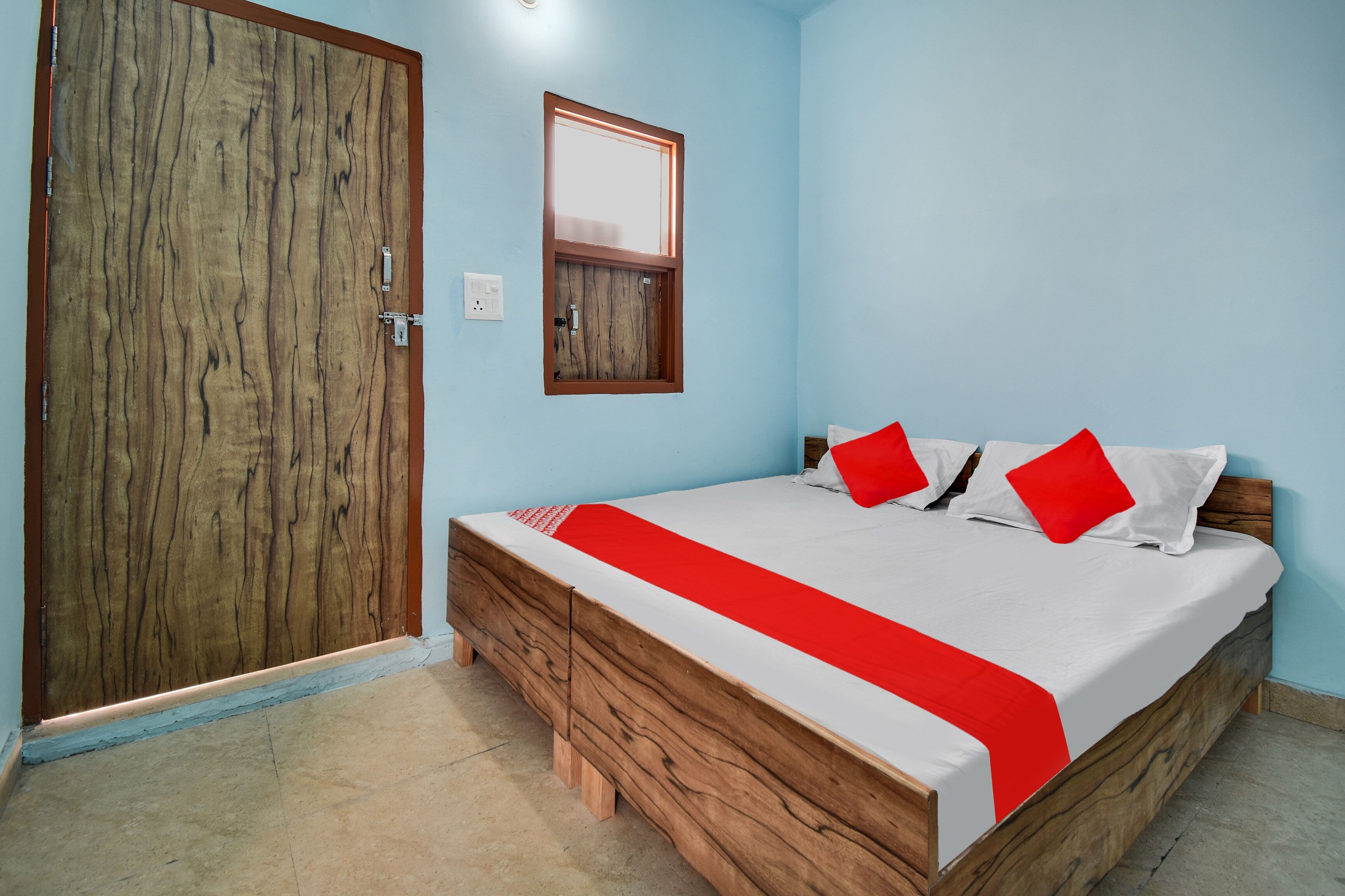 OYO Flagship Devrachna Residency - Tap to explore photos