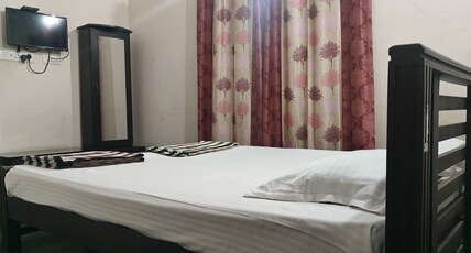 SSV Yathra Bording and loadging Room Type - Double bed room