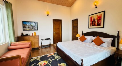 The Ridge House Tehri Room Type - Premium Room (Cloud View)