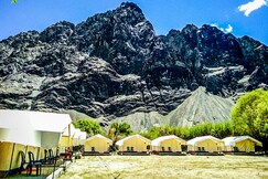 Shyok Camp Nubra | Tents & Caretaker