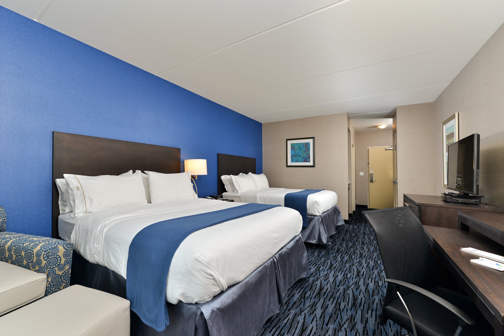Holiday Inn Express & Suites PEEKSKILL-LOWER HUDSON VALLEY - Tap to explore photos