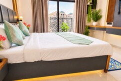 Photos of The Suites Inn Studios 