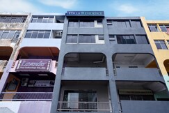 Hotel O Hills Residence