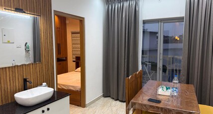 Bangaram Apartments Room Type - Spacious Luxury Stay with Furnished