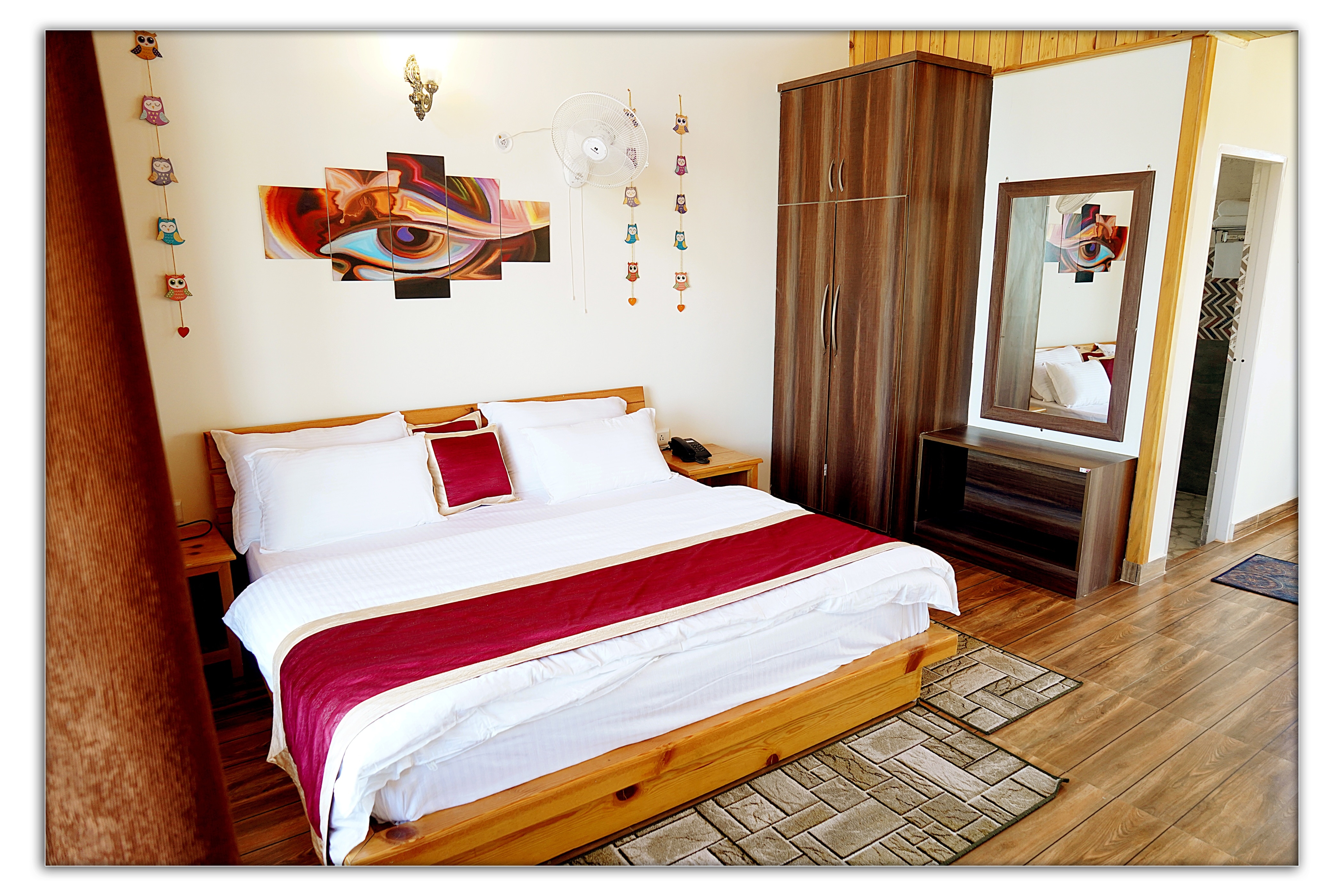 Hotel Dev Chhaya - Tap to explore photos