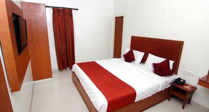 Country Club Coimbatore Room Type - Deluxe 