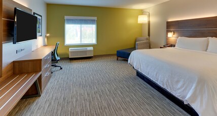 Holiday Inn Express & Suites Saugerties - Hudson Valley Room Type - 1 King Standard Communications Accessible
