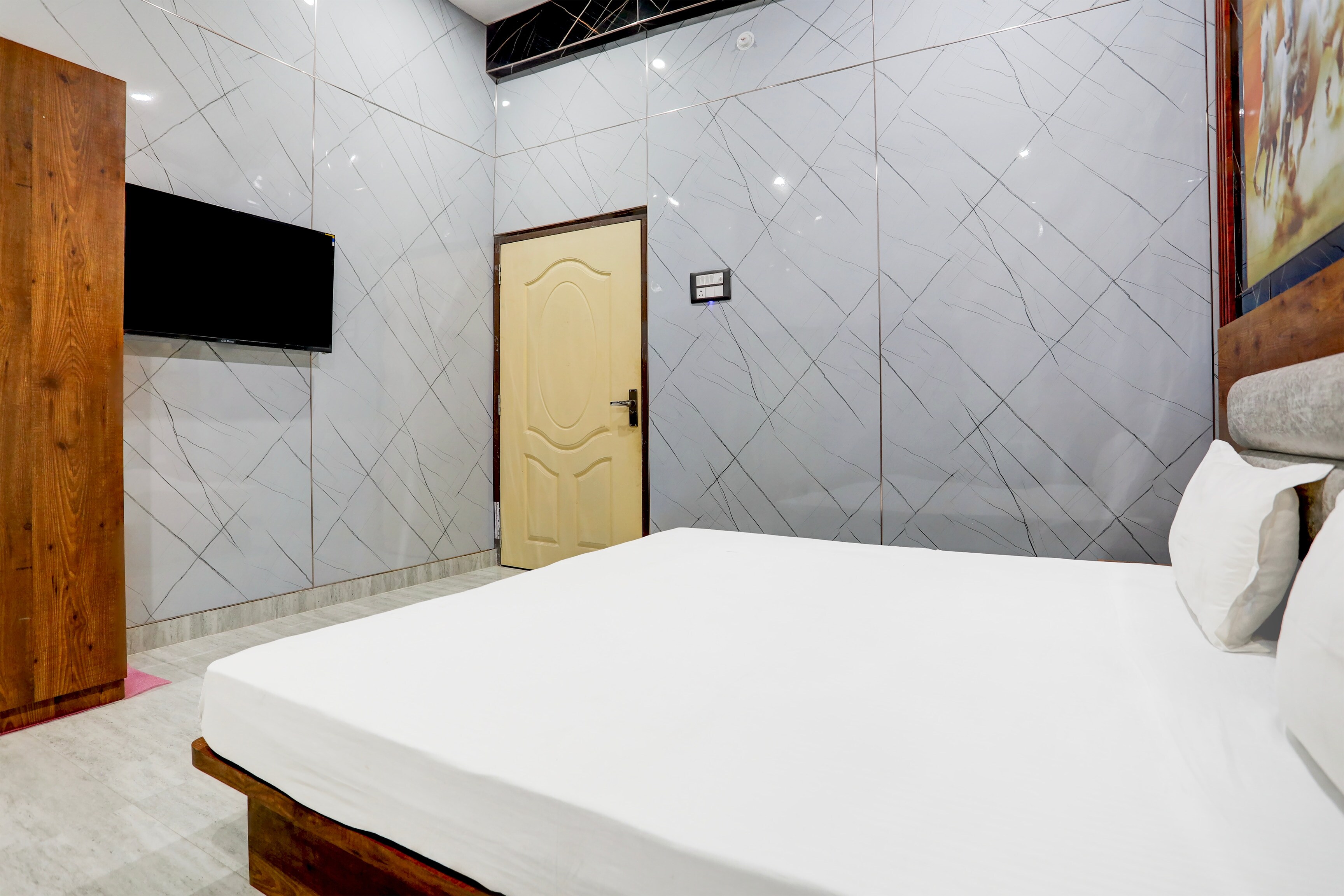 Hotel O Sree Krishna Hotel &Resort - Tap to explore photos