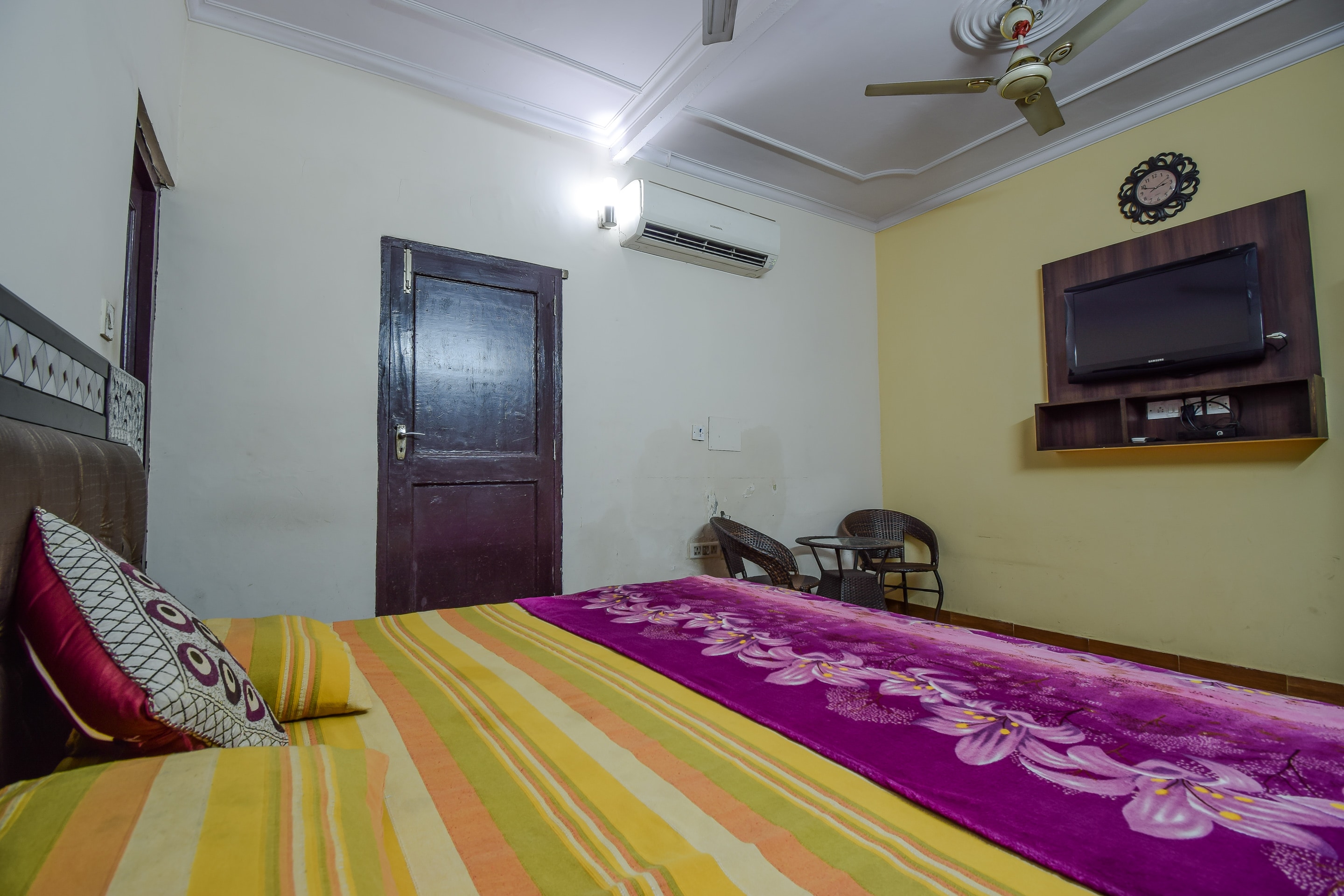 Asha Homestay | Rooms & Caretaker - Tap to explore photos
