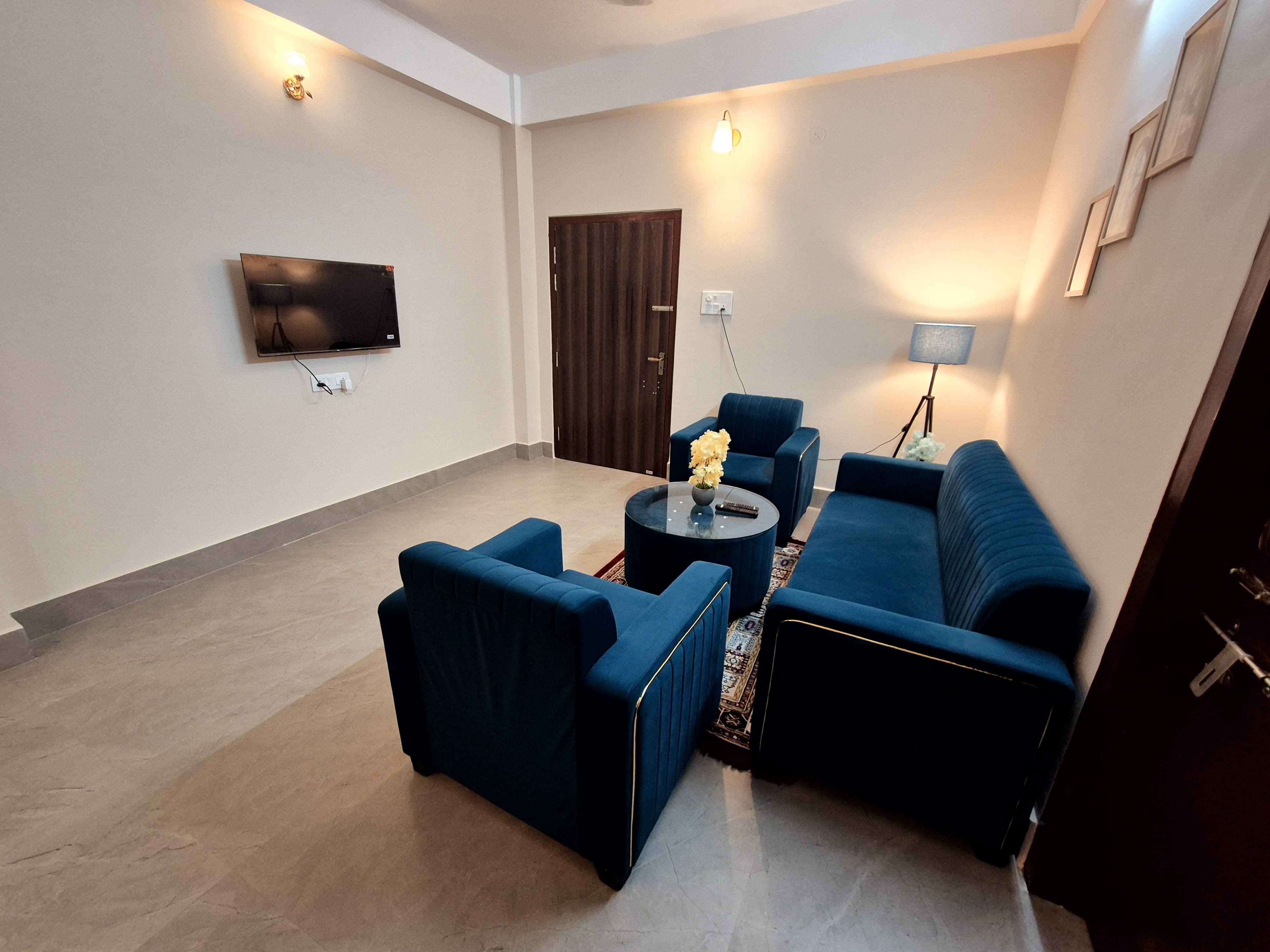 Singnature stay | A Boutique Stay - Tap to explore photos