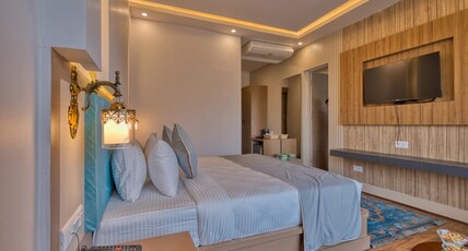 The Pahalgam Dayz Room Type - Super Deluxe Room The Pahalgam Dayz Room Type - Super Deluxe Room