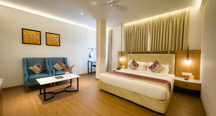 NEW HOTEL BROADWAY Room Type - Club Royal Room