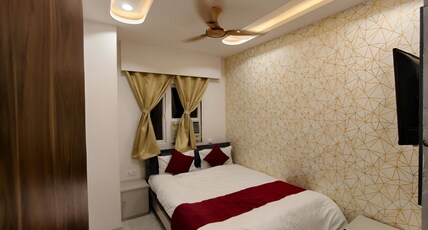 Shiv Dham Palace Room Type - DELUXE ROOM