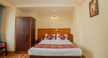 GOLDEN OREN & SPA-100Mts From MALL ROAD Room Type - Deluxe Room Non View