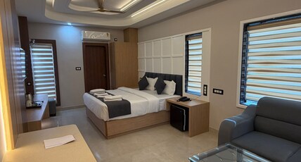Hotel Prince Diamond Palace Room Type - Premium Room