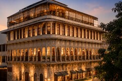 Vivaana Museum Hotel