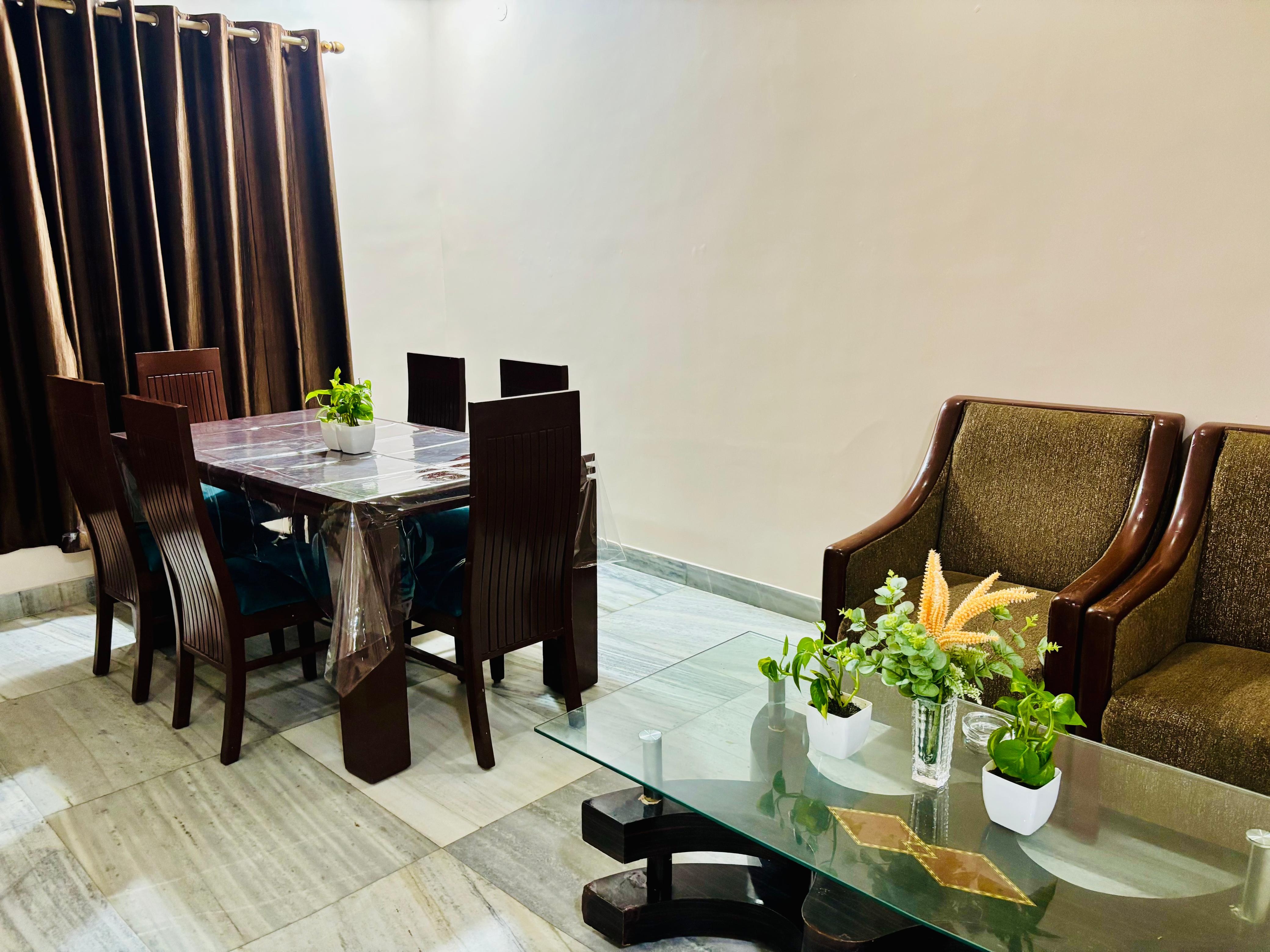 BLUE VISTA HOMESTAY - Tap to explore photos