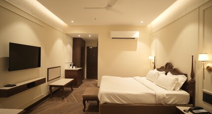 Regent Park Hotel Room Type - Club Room with 30 Percent Discount On Food Regent Park Hotel Room Type - Club Room with 30 Percent Discount On Food