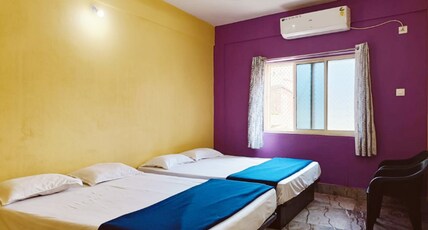 Mahadev Ashram 300M From Shree Jagannath Temple Room Type - Four Bed AC Room