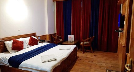 HOTEL SWEET HOME (5 MINS. AWAY FROM MALL ROAD) Room Type - Deluxe Double Room HOTEL SWEET HOME (5 MINS. AWAY FROM MALL ROAD) Room Type - Deluxe Double Room