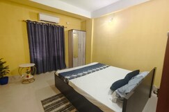 The Ayushi Homestay dishpur Road