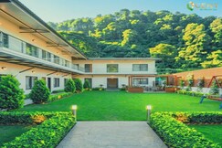 Qcent Bairagarh Resort Rishikesh