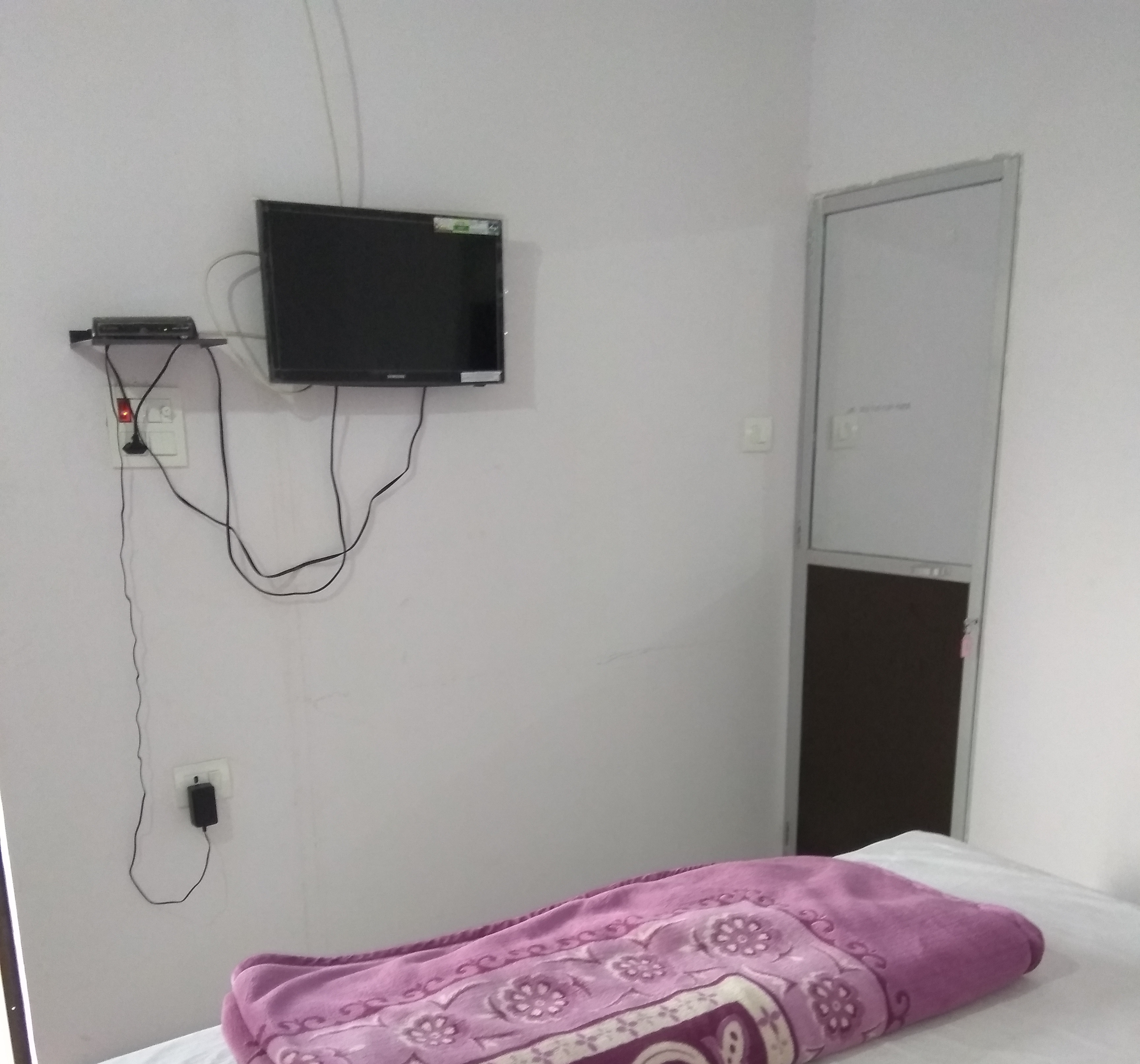 HOTEL GULAB PALACE - Tap to explore photos