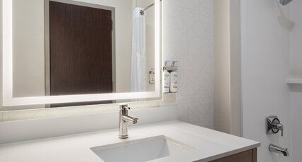 Holiday Inn Express & Suites AMERICAN FORK- NORTH PROVO Room Type - 2 Queen Suite