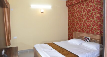 The Royals Homestay Room Type - Standard Room (common Bathroom)