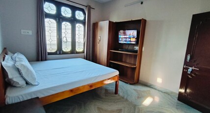Vivek Homestay Kotli Bir Room Type - Deluxe Bedroom with View