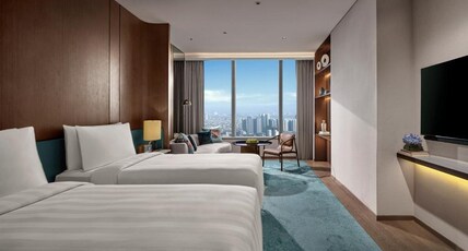 Pan Pacific Jakarta Room Type - Premier Twin Room
