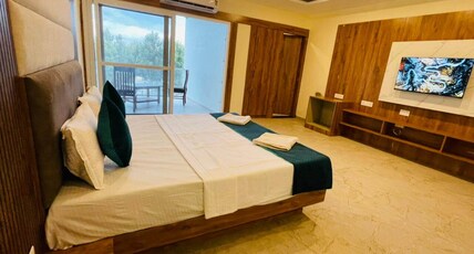 Blue Lagoon Inn Resort Room Type - The Executive Suite
