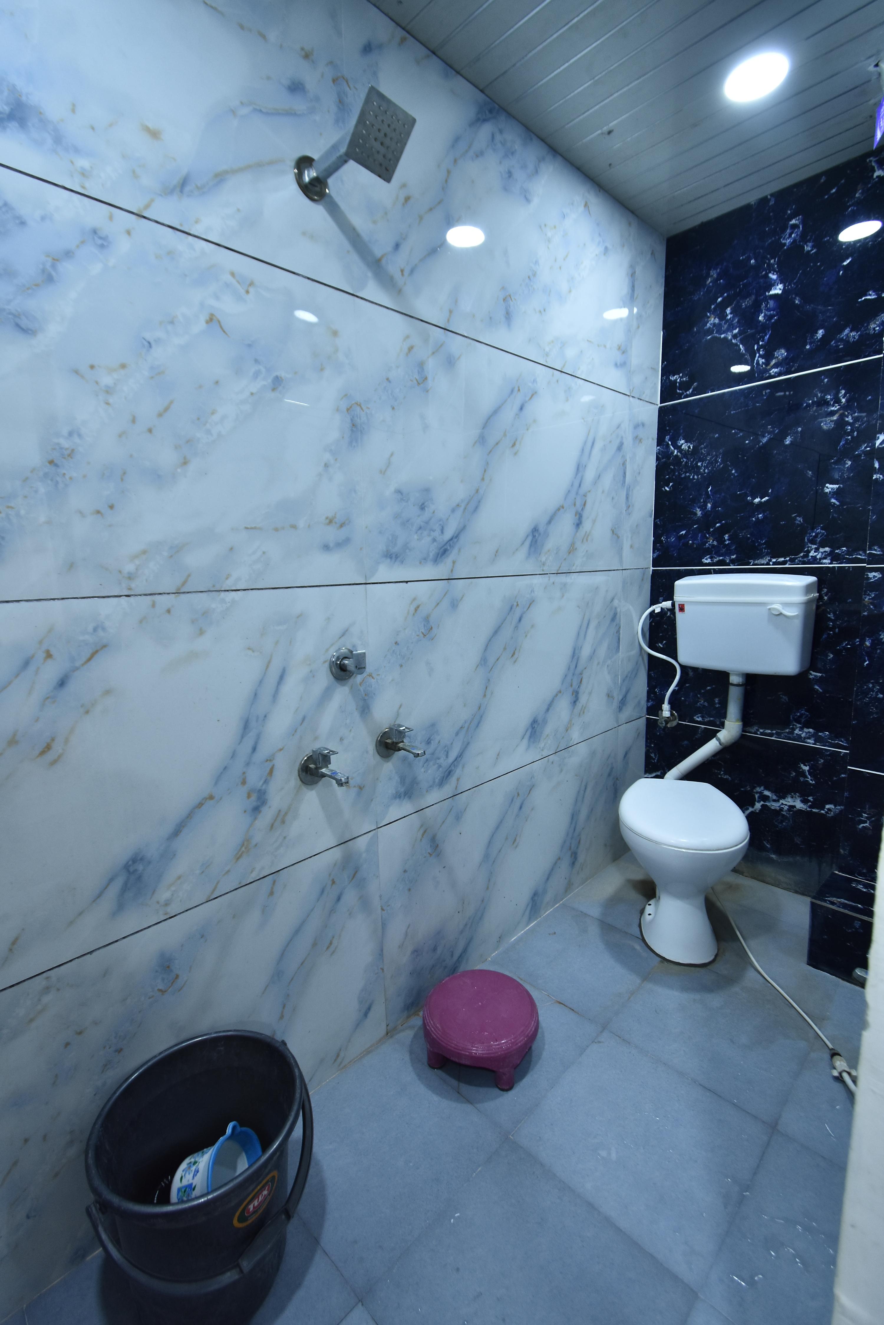 Hotel Shiv Sharnam - Ujjain - Tap to explore photos
