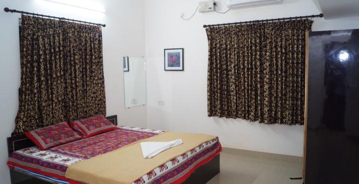 Sai Nest Service Apartment - Tap to explore photos