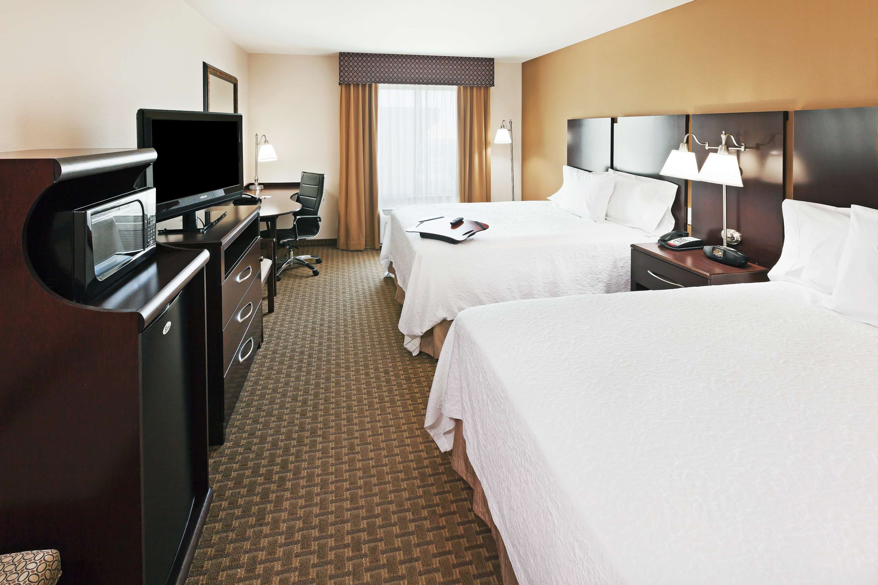 Hampton Inn & Suites by Hilton Dumas - Tap to explore photos