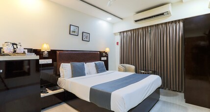 Hotel Laaiba Residency Room Type - Deluxe Room
