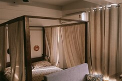 Comfort Meets Function   Desk  Kitchen  Smart TV