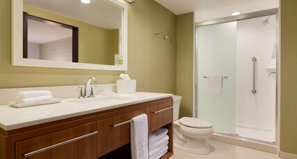 Home2Suites by Hilton Oklahoma City South Room Type - 1 KING STUDIO SUITE NOSMOK