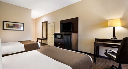Best Western Plus Houma Inn Room Type - 2 Queen Beds, Mobility Accessible, Roll In Shower, Non-Smoking, Full Breakfast Best Western Plus Houma Inn Room Type - 2 Queen Beds, Mobility Accessible, Roll In Shower, Non-Smoking, Full Breakfast