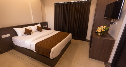 Hotel Pankaj Residency Room Type - Deluxe AC Room