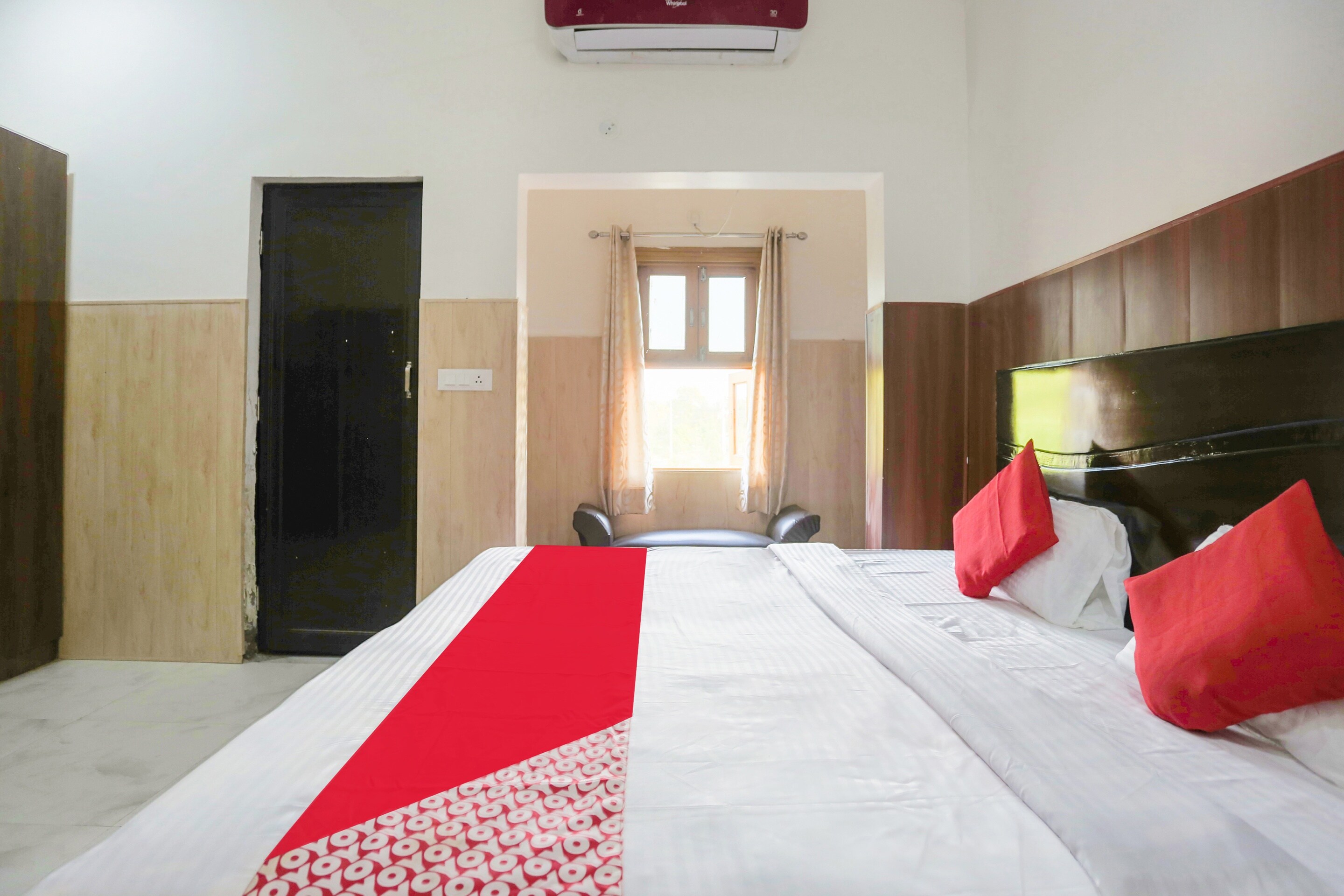 Hotel O Mayur Hotel - Tap to explore photos
