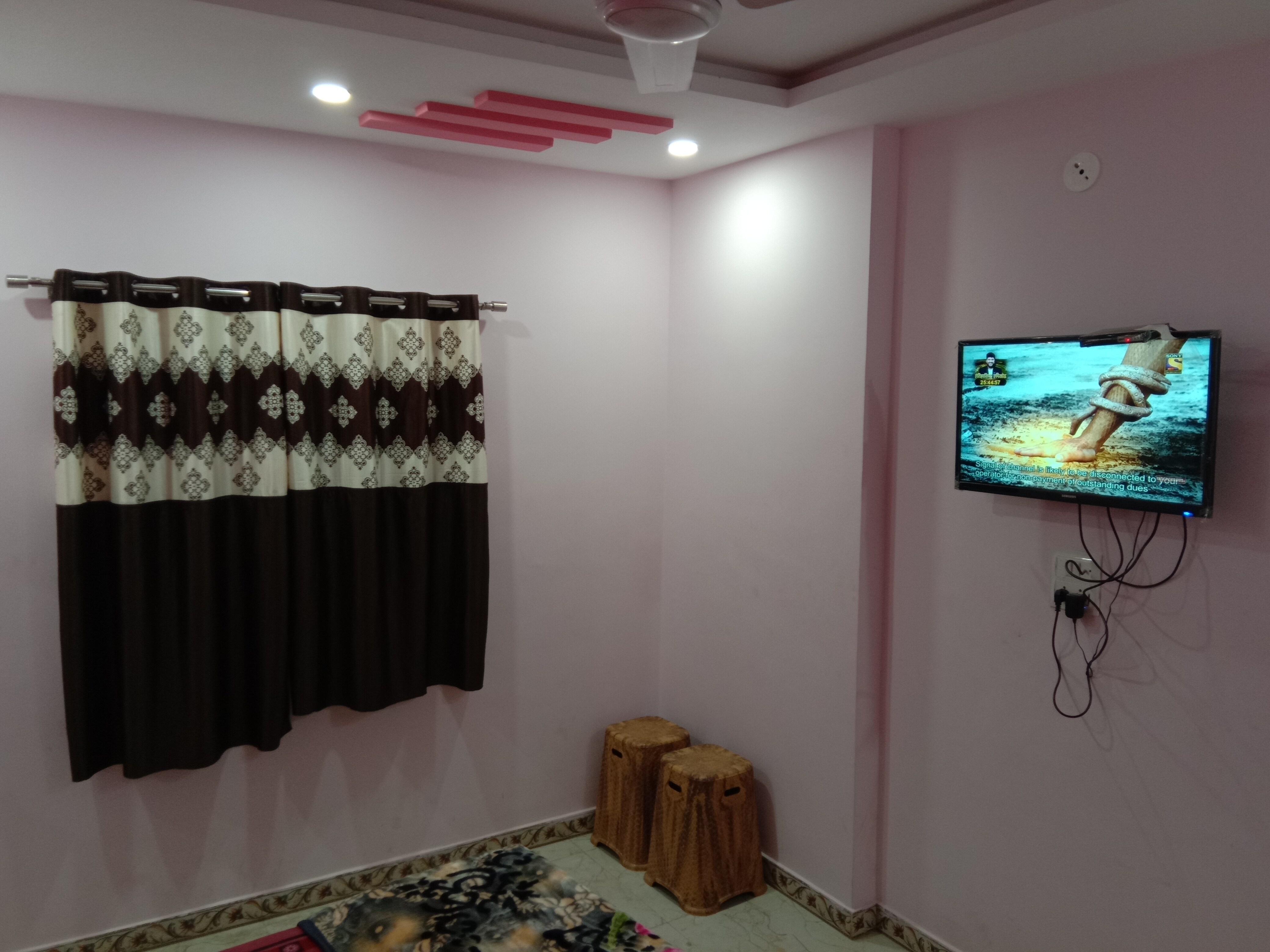 Shanti Guest House - Tap to explore photos