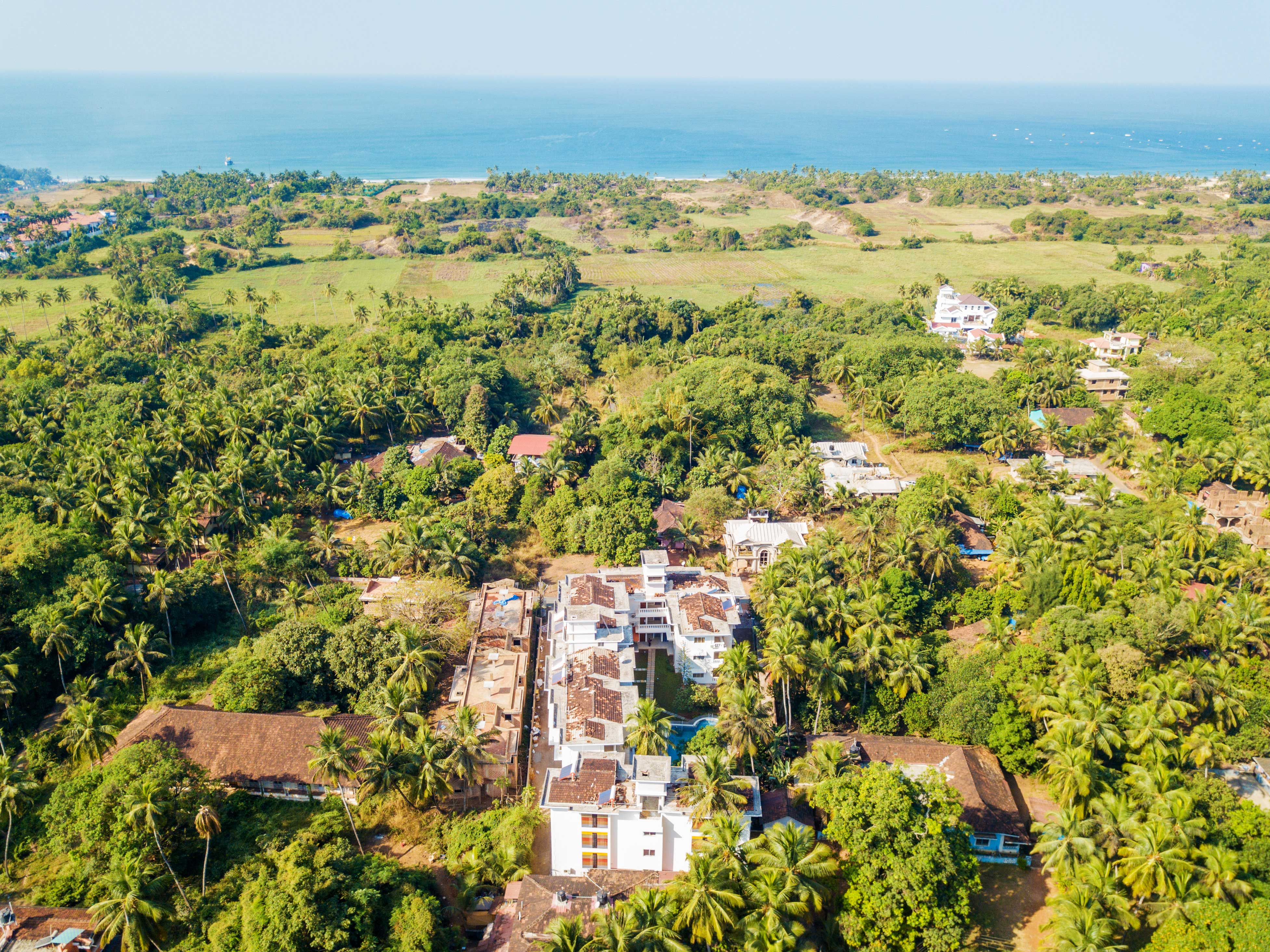 Resort Paloma de Goa - Tap to explore photos