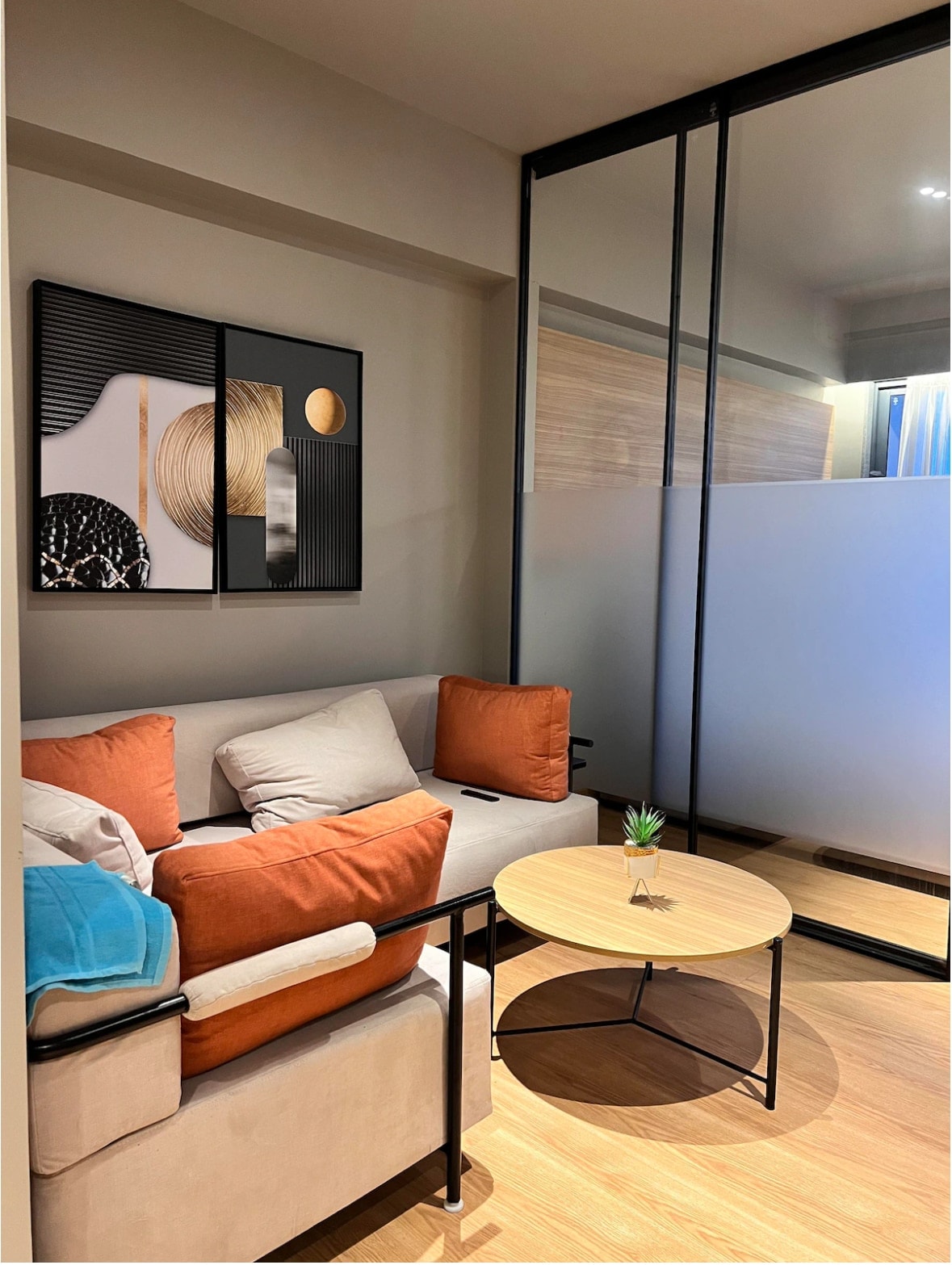 Best Studio apartment opposite to magneto mall - Tap to explore photos