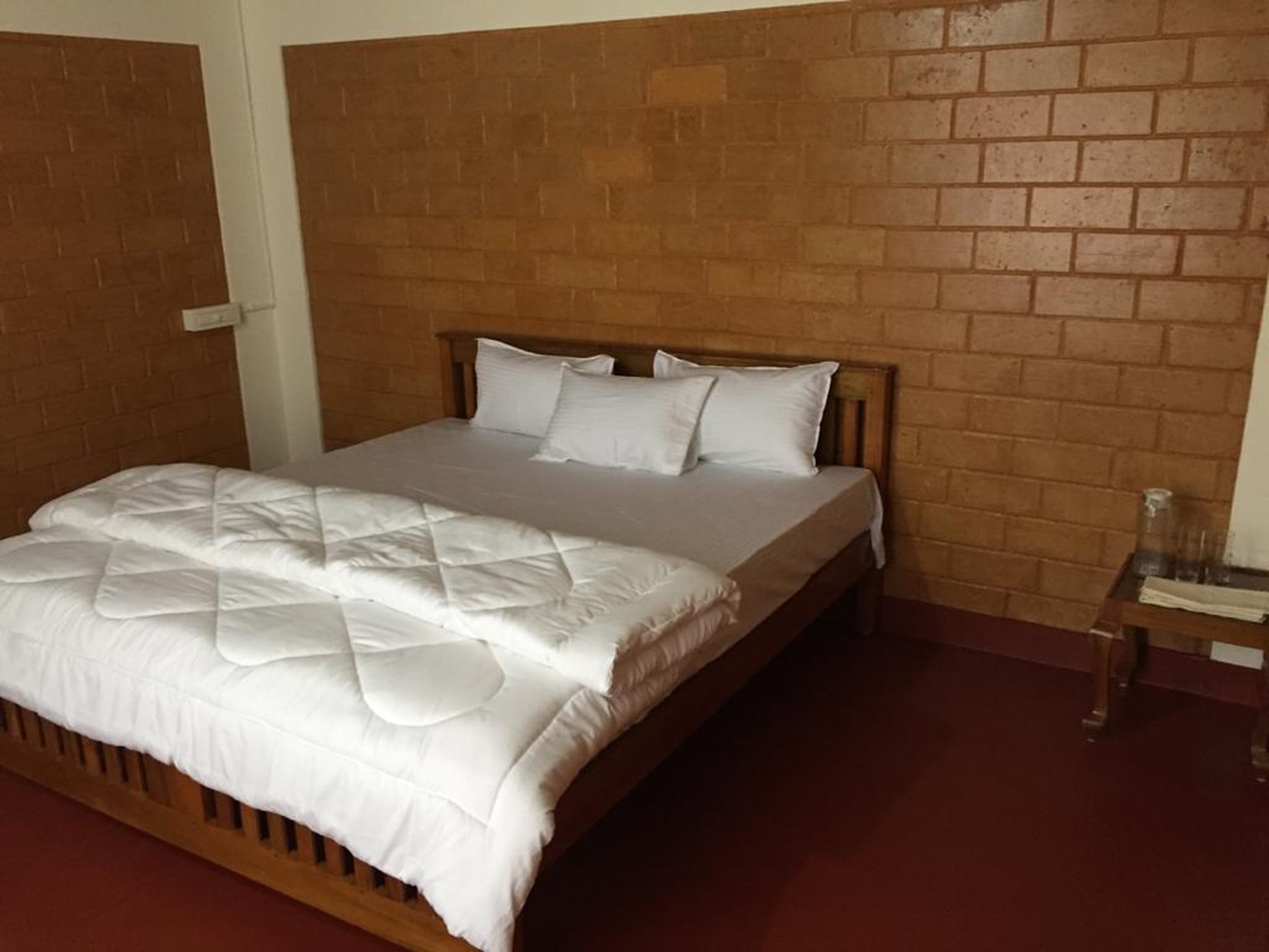 Kunji Phad Homestay - Tap to explore photos